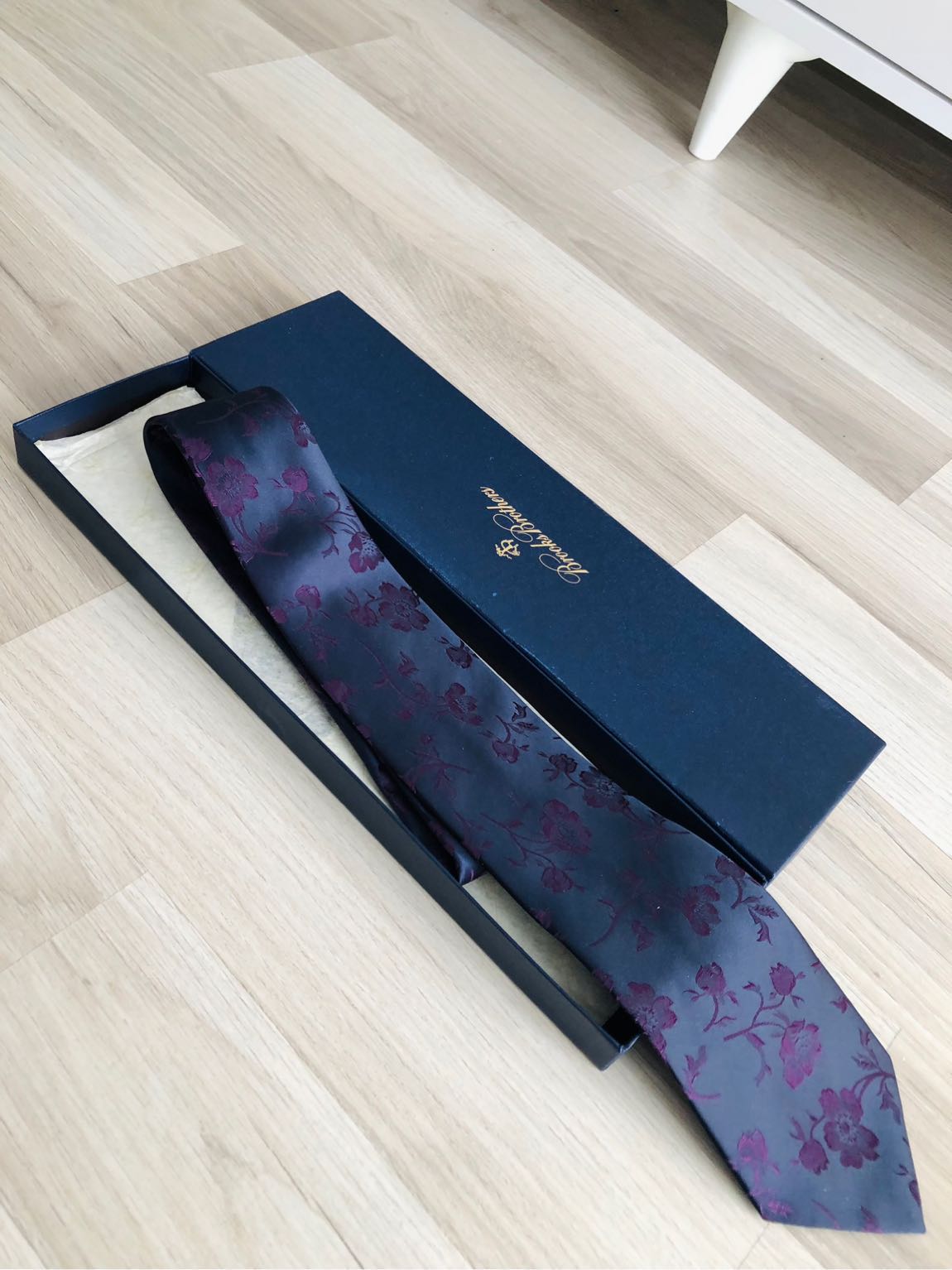 Brooks Brothers Saf İpek Kravat Sıfır — görsel 2/7