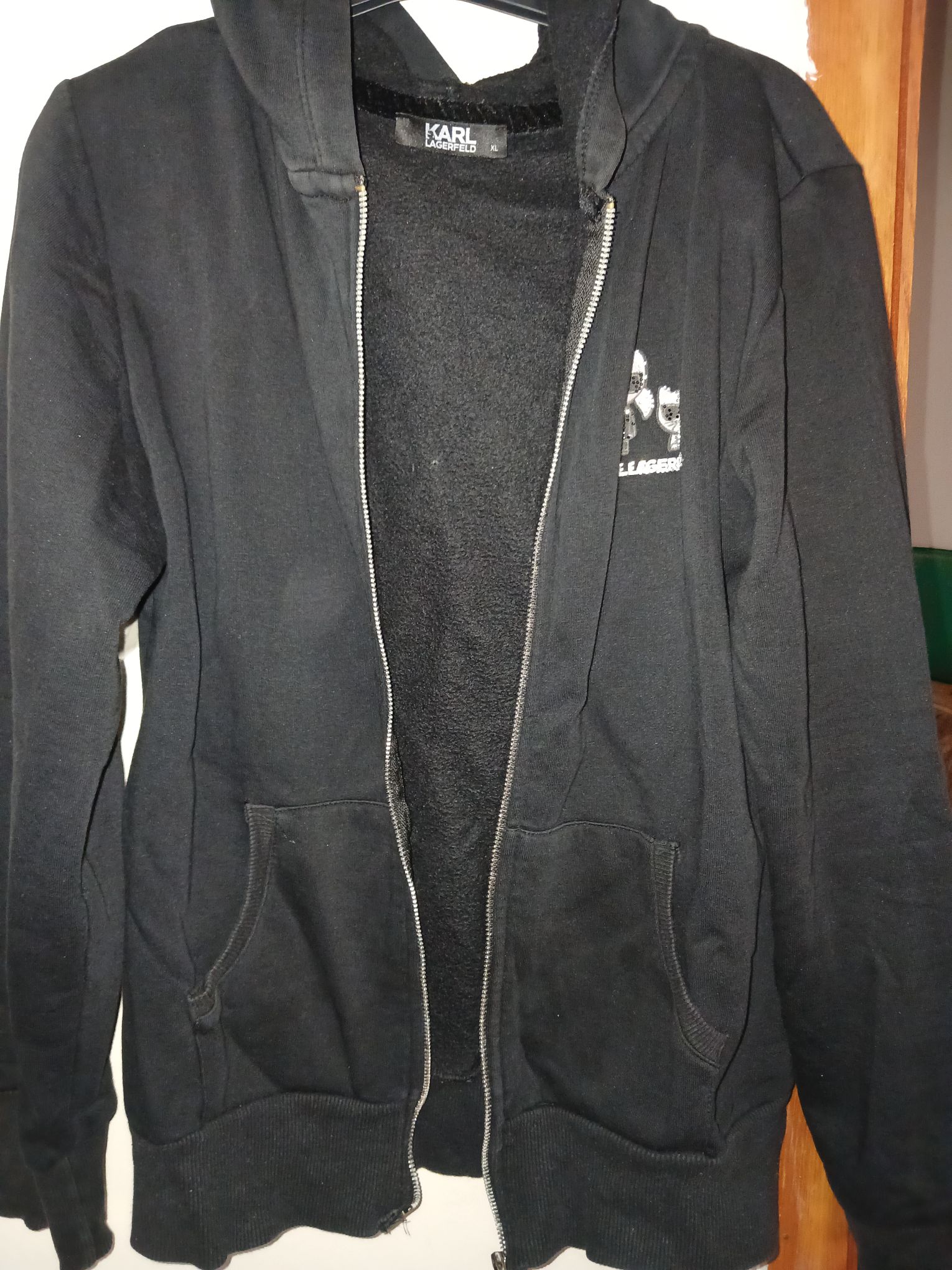 Siyah Fermuarlı Sweatshirt — görsel 2/6