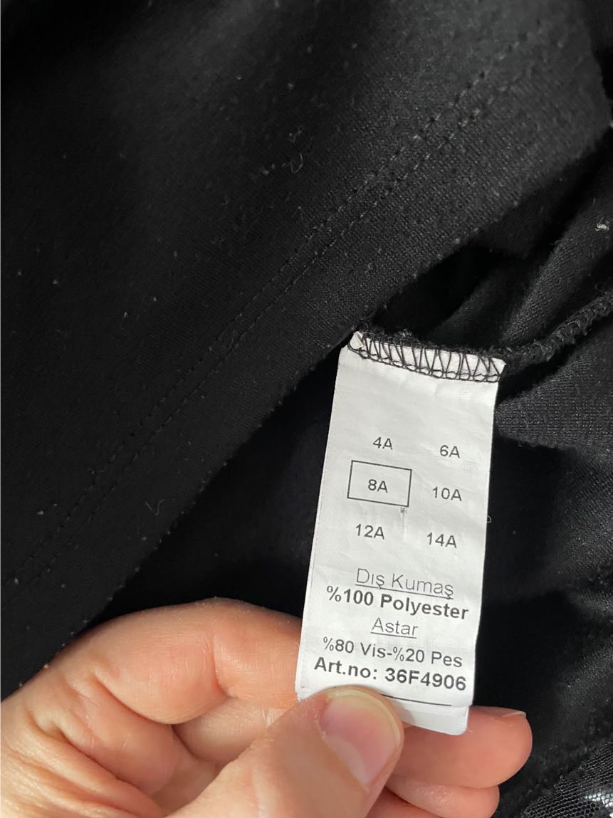 Pullu ve Püsküllü Siyah Abiye — görsel 5/7