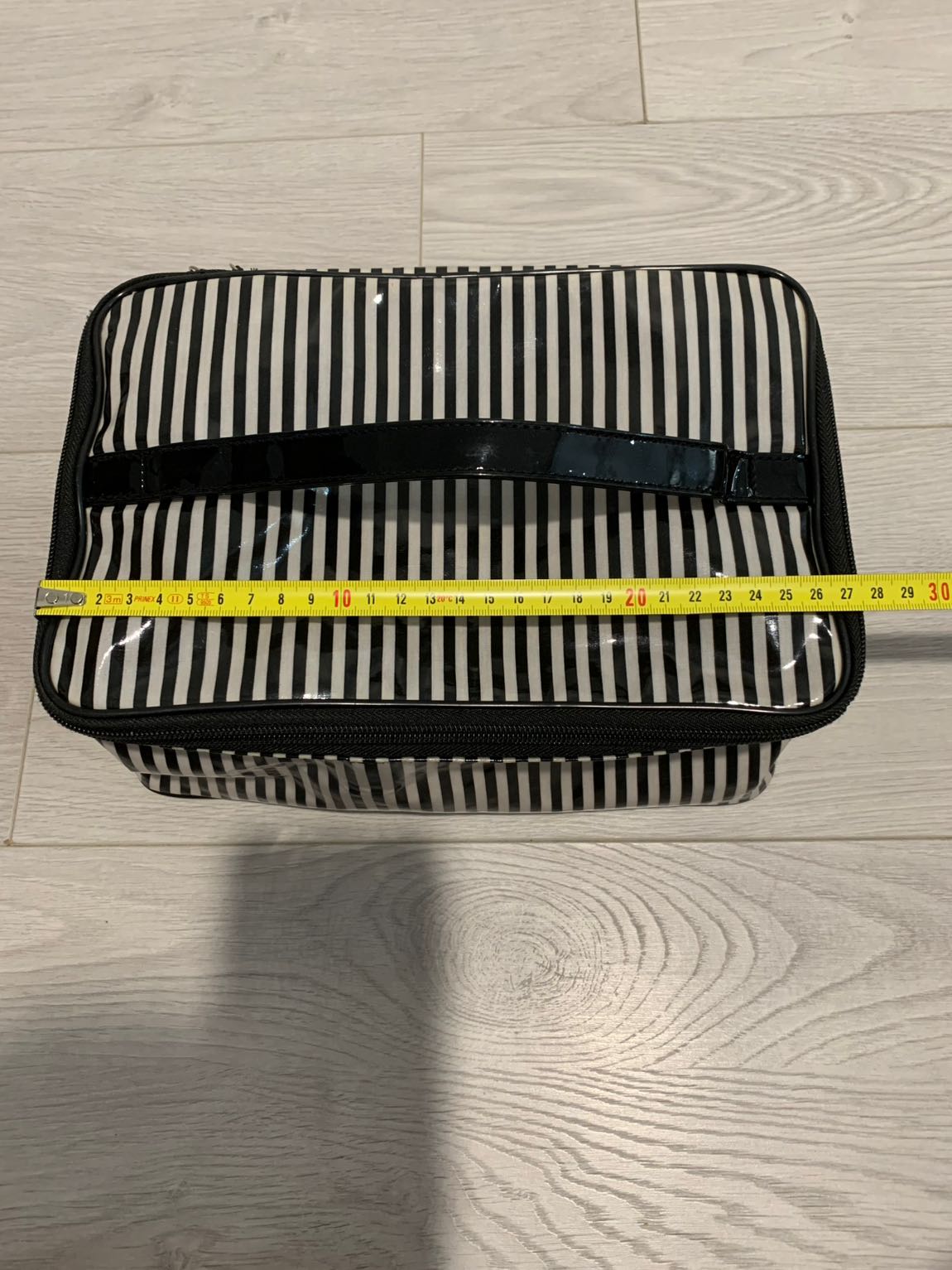 M&S Çizgili Makyaj Çantası — görsel 15/18