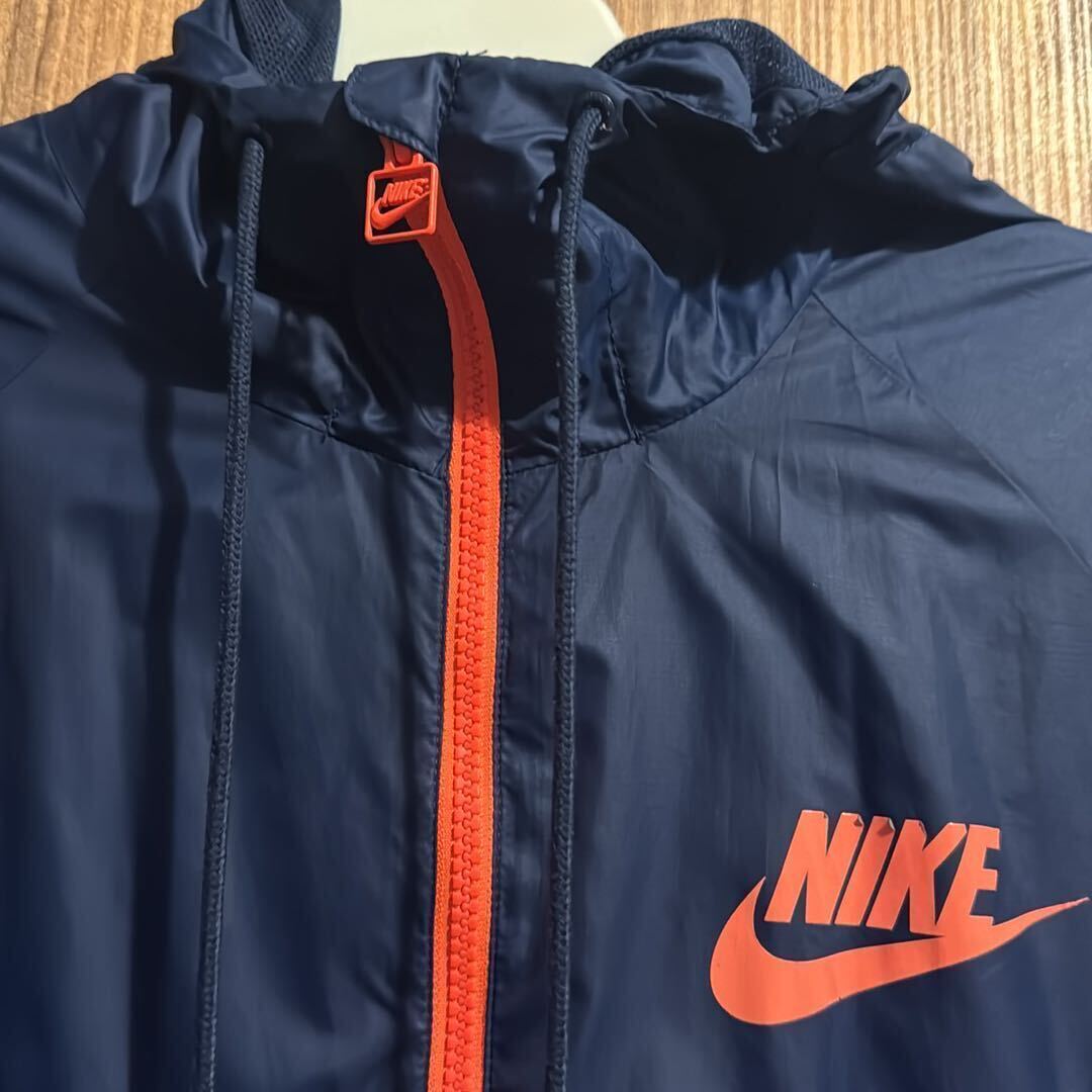 Nike unısex yağmurluk — görsel 2/8