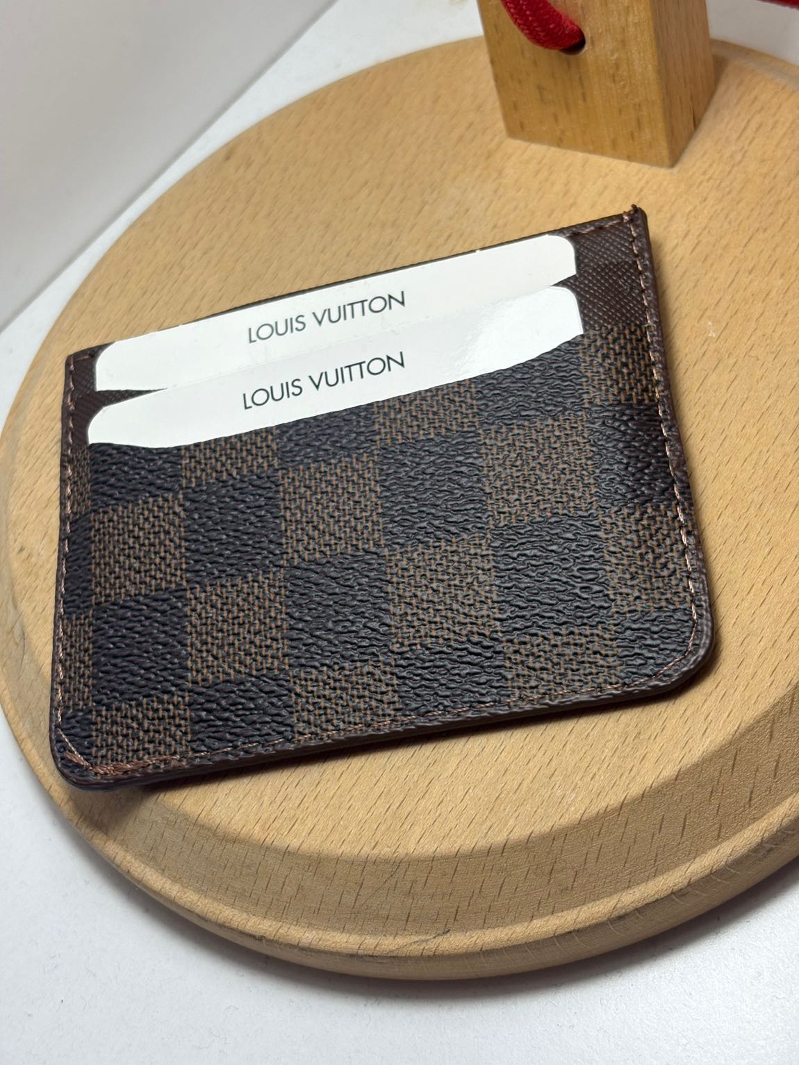 Louis Vuitton Kartlık — görsel 2/2