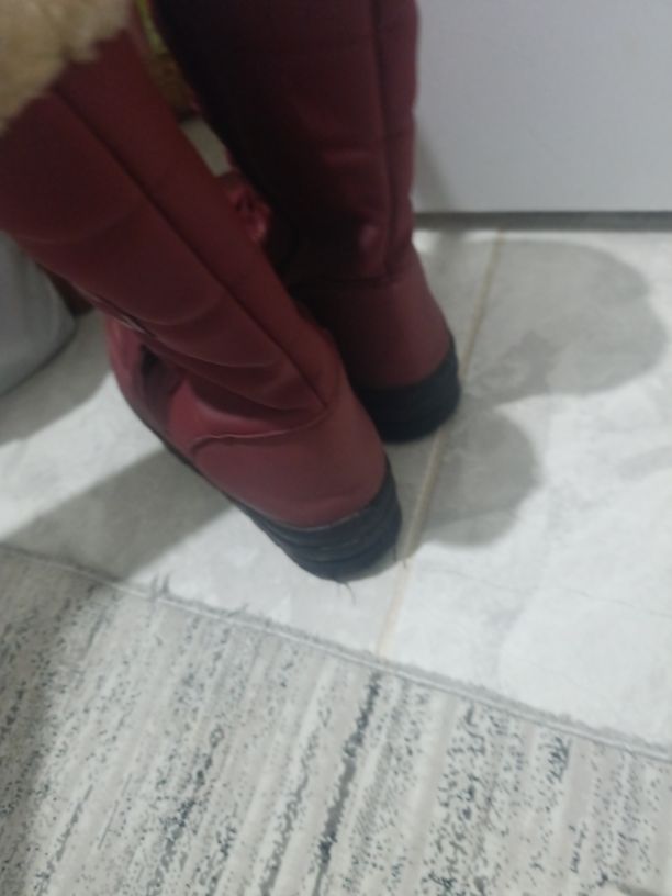 Bordo Kar Botu — görsel 5/7