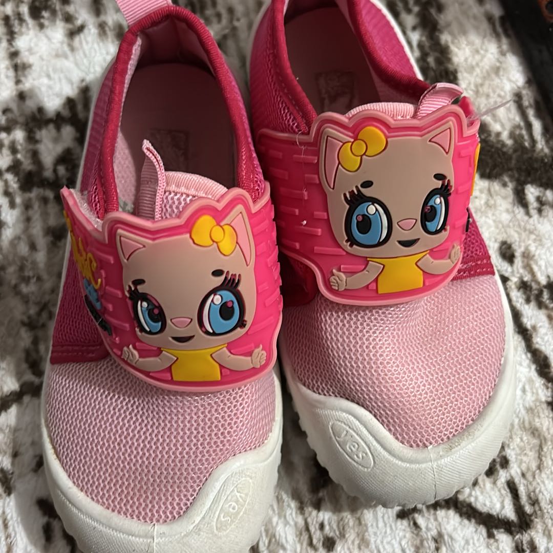 Pembe Kedi Figürlü Çocuk Spor Ayakkabı — görsel 2/5