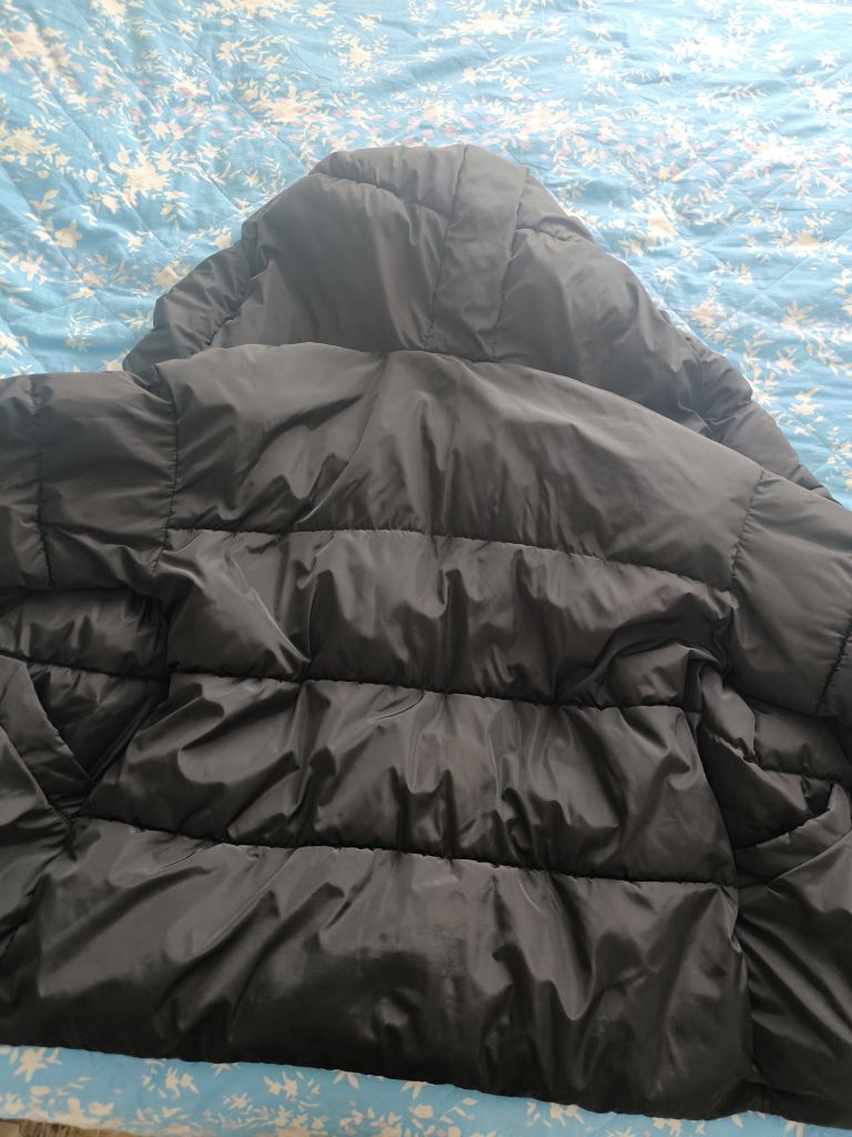 Stradivarius şişme mont — görsel 6/6