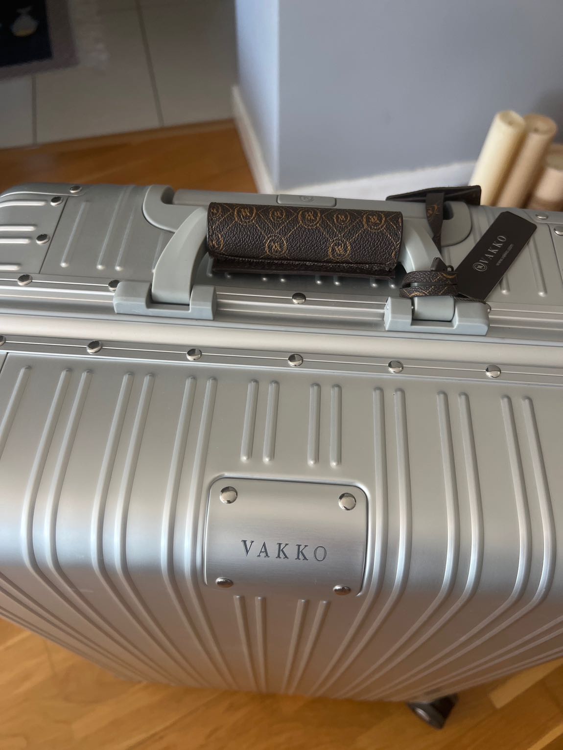 Vakko Gümüş Valiz — görsel 4/9