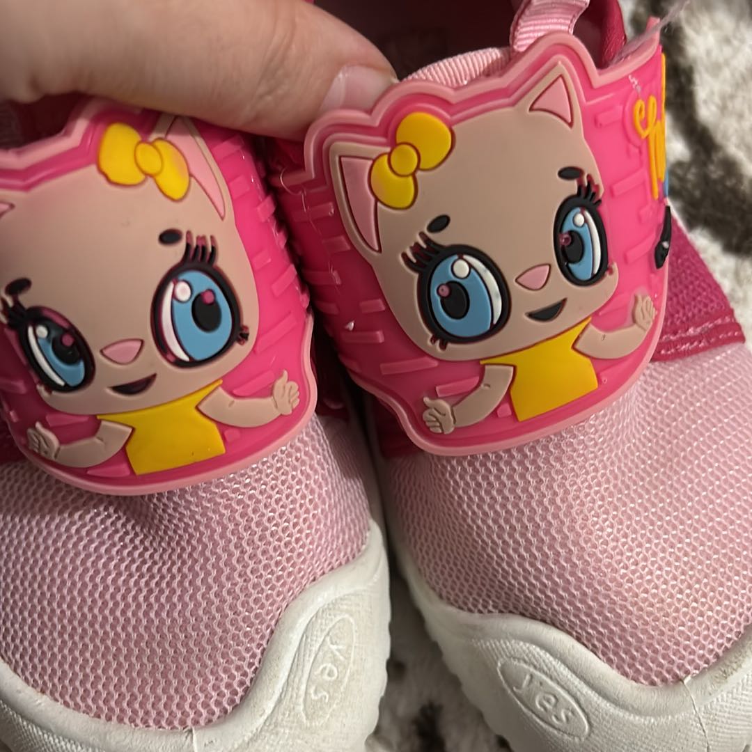 Pembe Kedi Figürlü Çocuk Spor Ayakkabı — görsel 5/5