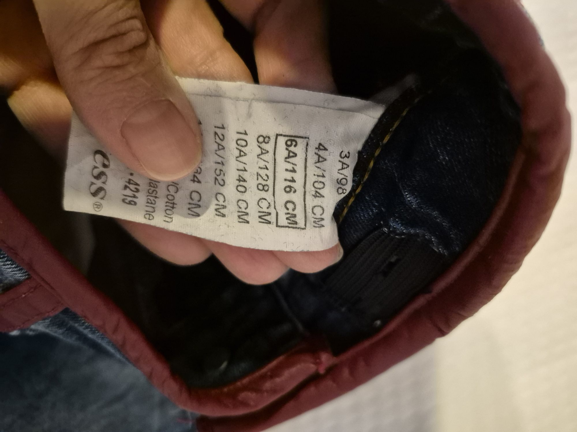 guess ve teessüf jeans — görsel 6/7