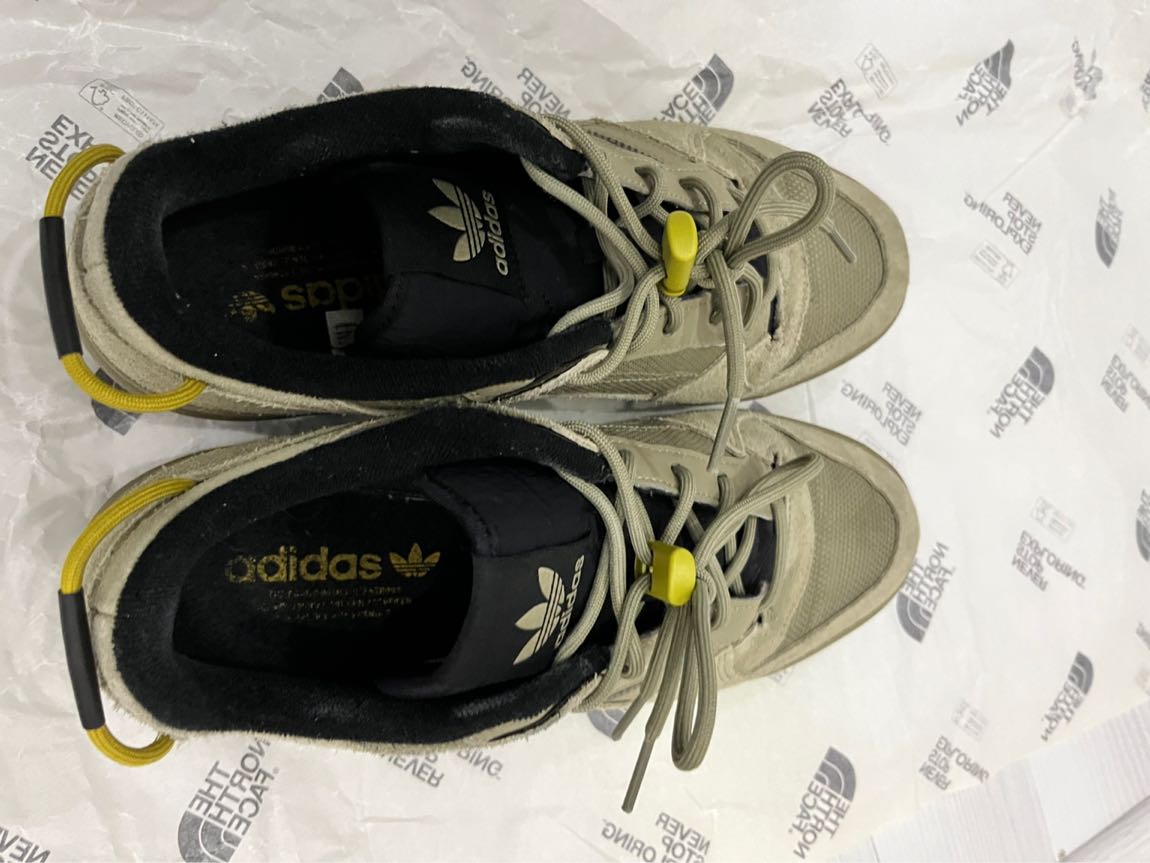 Adidas ayakkabı — görsel 7/8