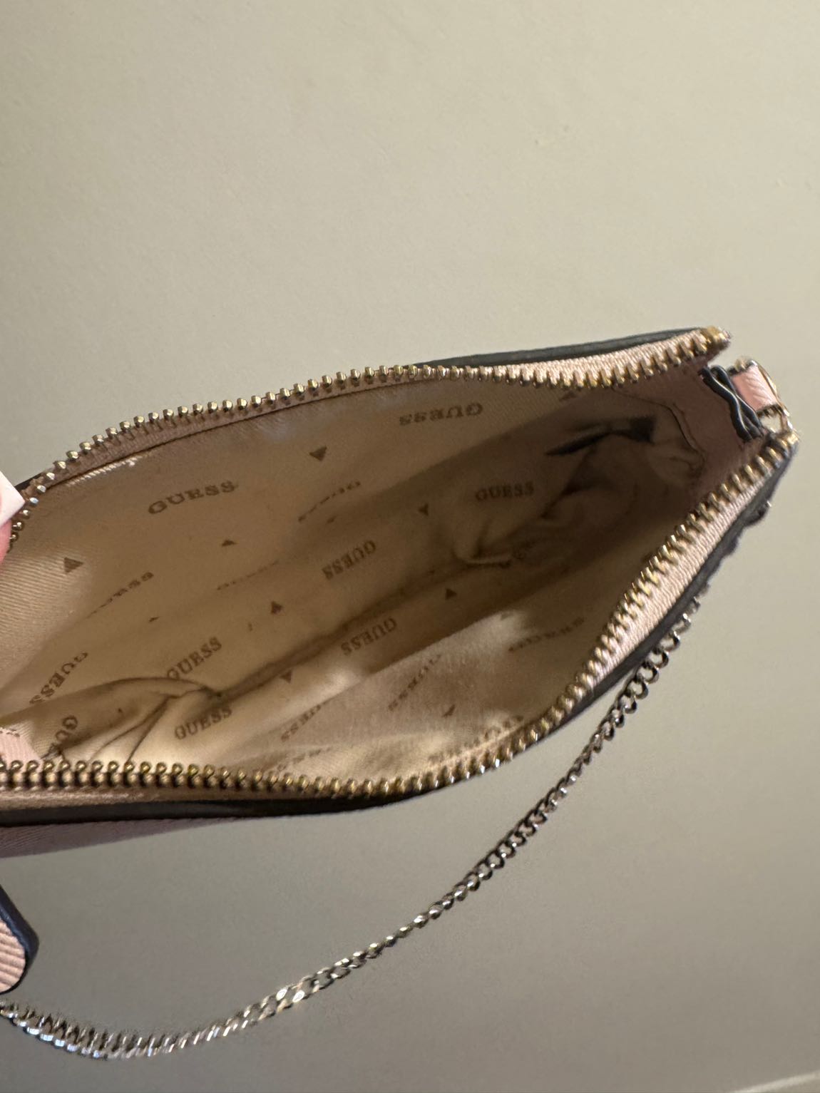 Guess çanta — görsel 3/4