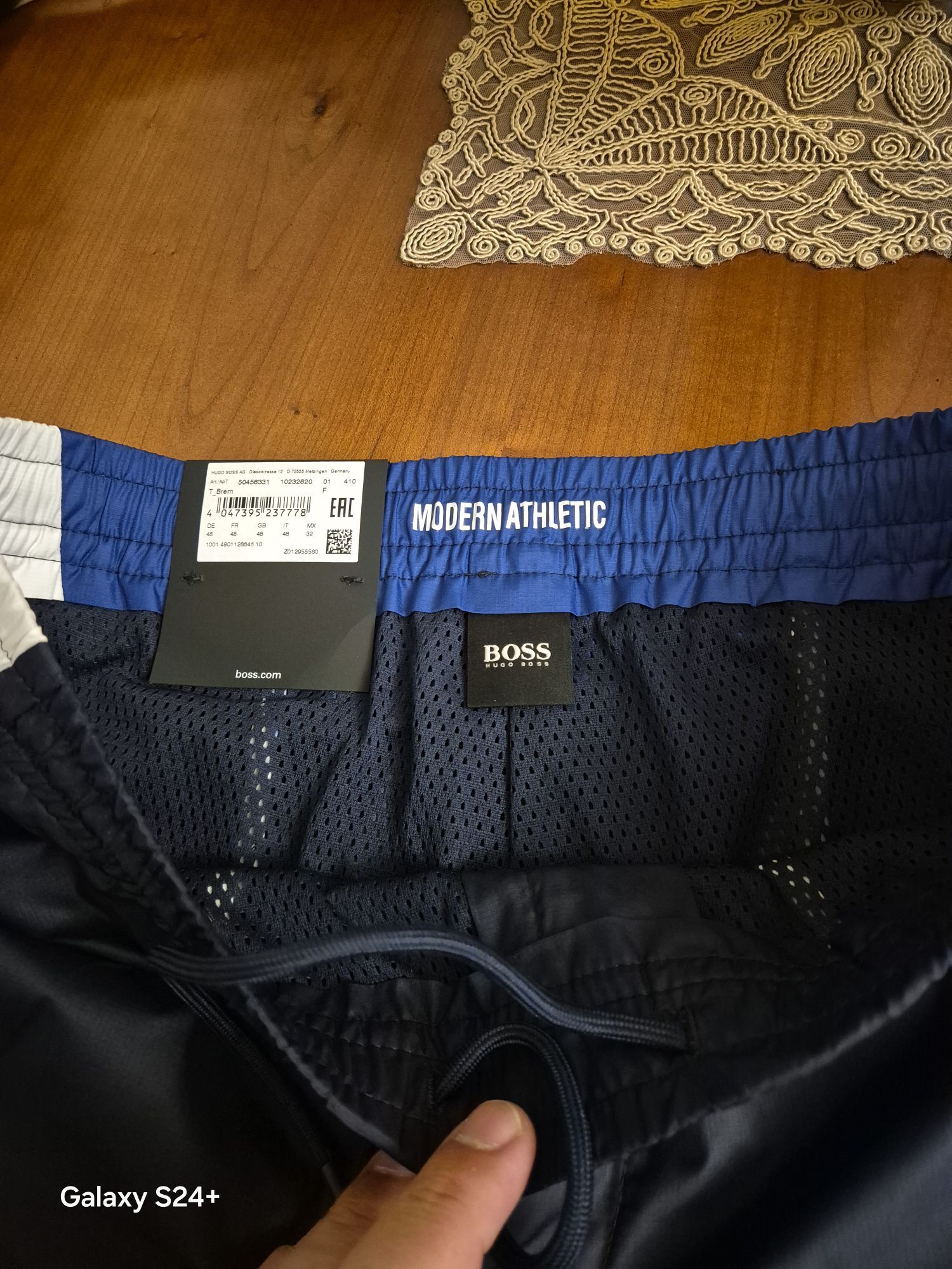 HUGO BOSS EŞOFMAN ALTI — görsel 3/7