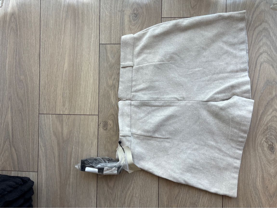 Krem Etek Şort — görsel 6/10