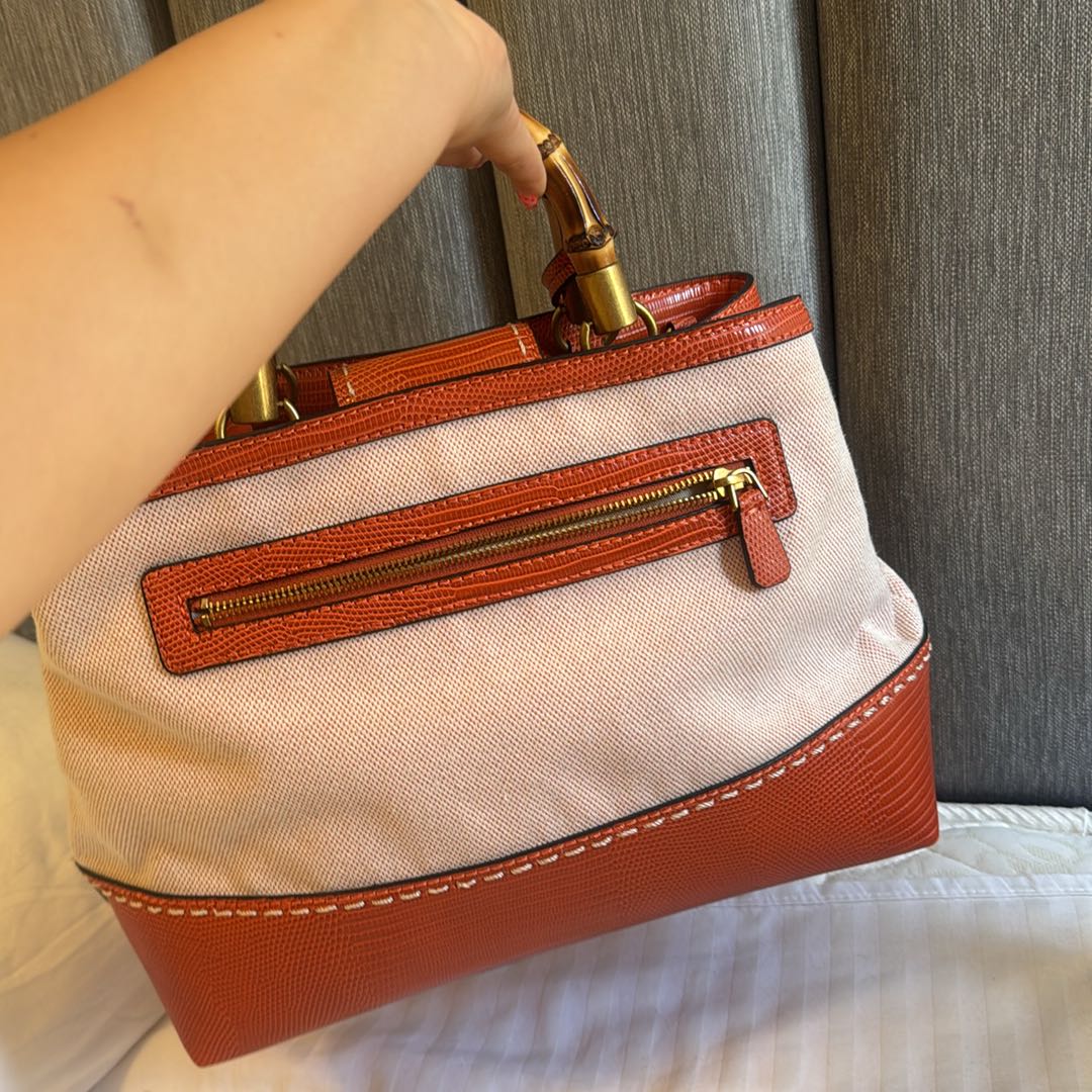 Guess Bambu Saplı El Çantası — görsel 3/7
