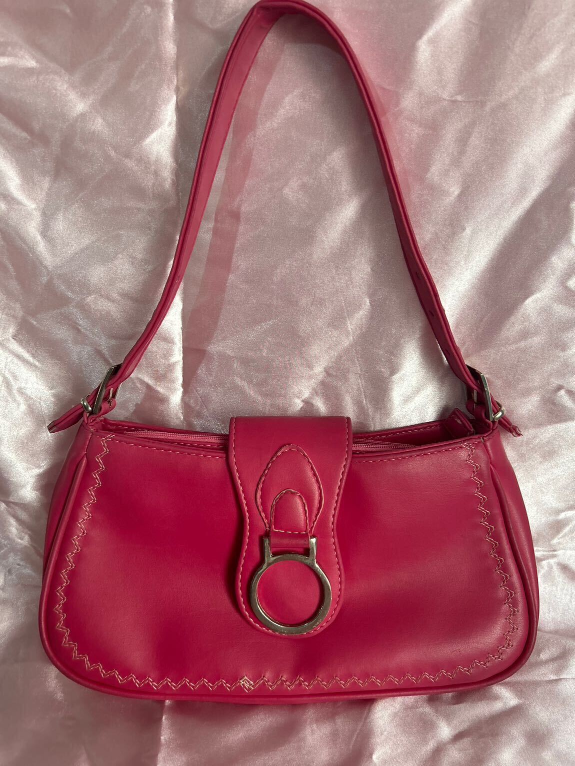 Vintage Pembe Omuz Çantası — görsel 2/7