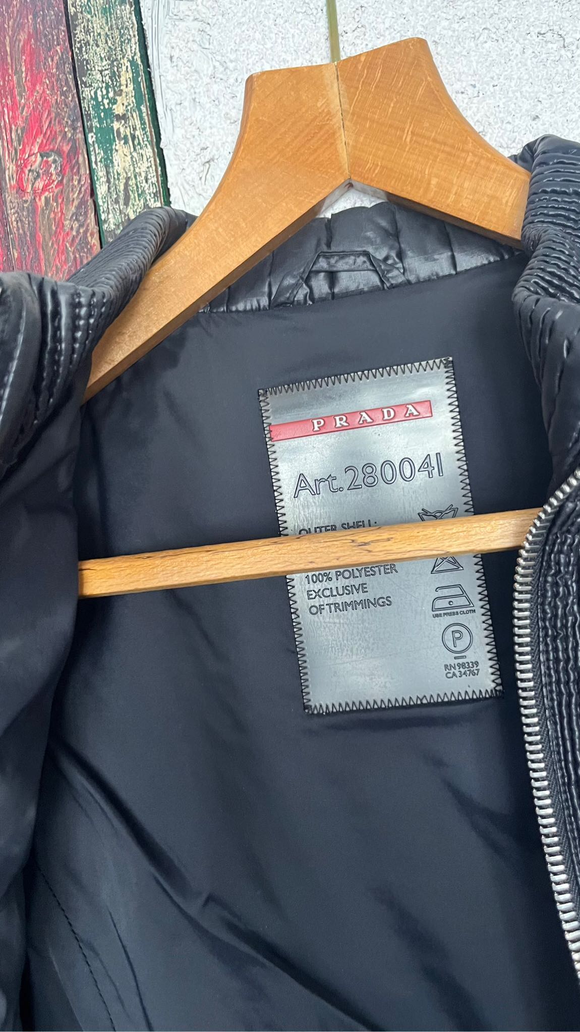 Prada mont — görsel 3/8
