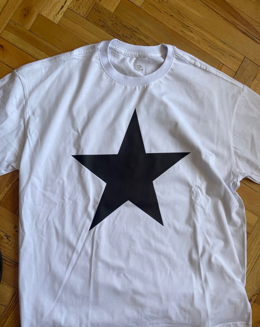kanye istanbul merch — görsel 2/3