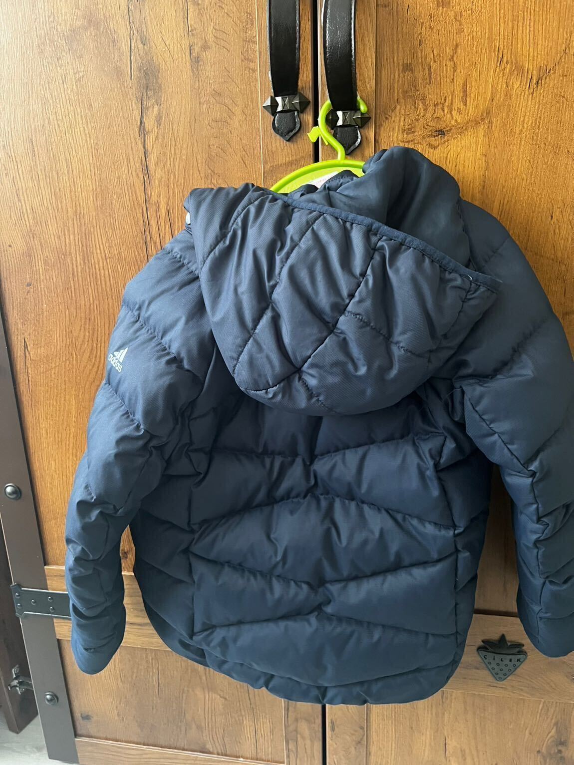 Adidas mont — görsel 4/7
