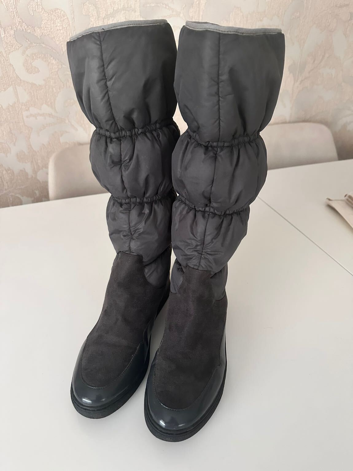 Guess — görsel 3/8