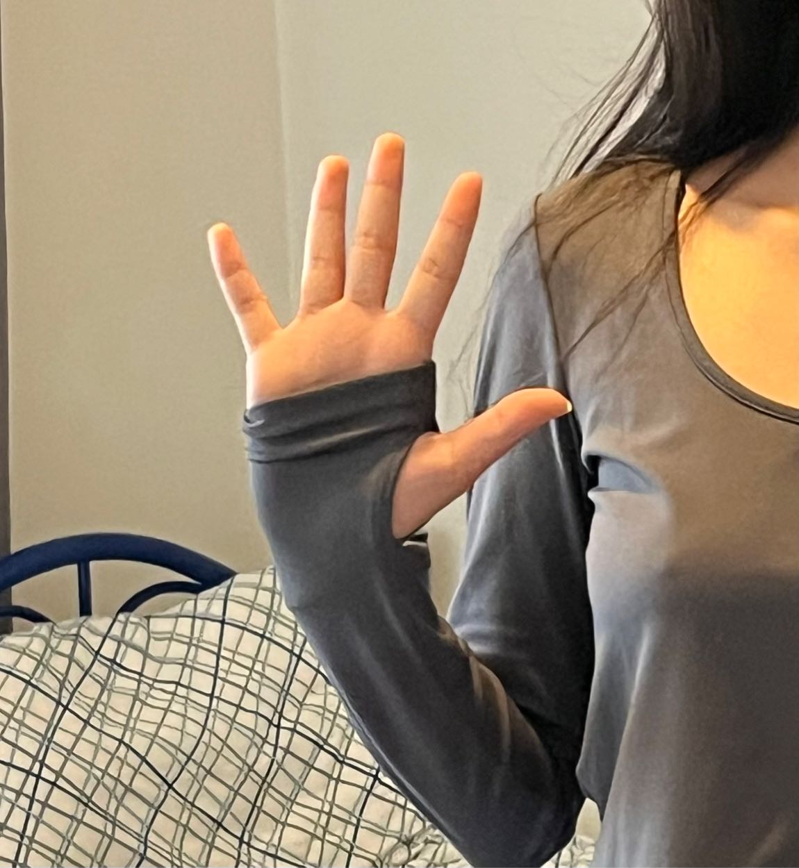 antrasit bluz hm basic — görsel 2/4