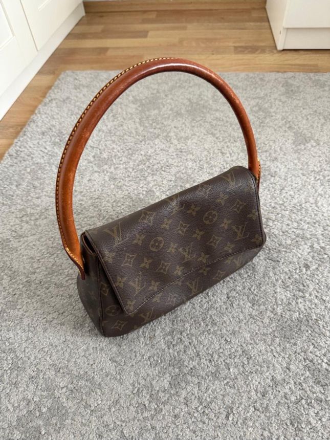 Louis Vuitton looping pm — görsel 2/7