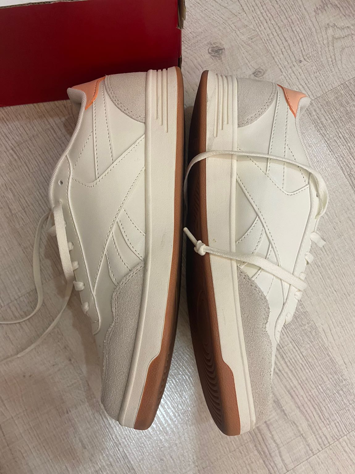 Reebok sneaker — görsel 6/8