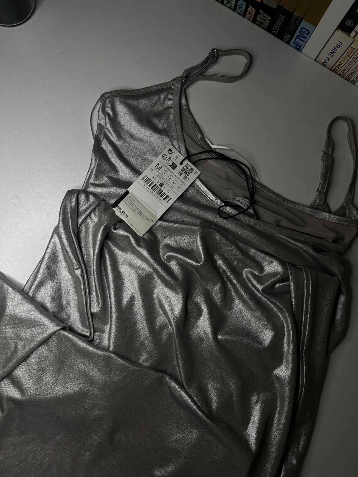 Saten Detaylı Slip Elbise — görsel 4/5
