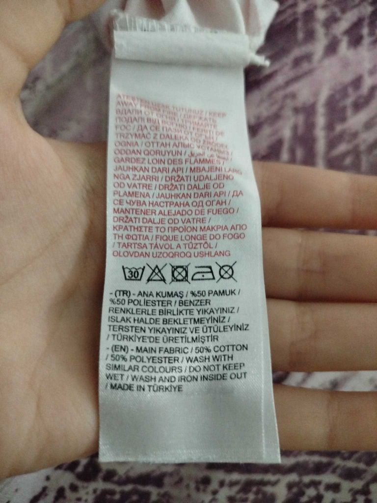 LC Waikiki Kalp Desenli Tişört — görsel 4/4