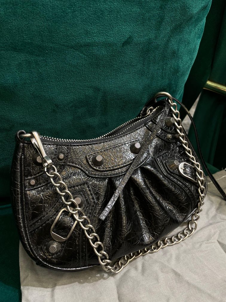 Balenciaga Le Cagole — görsel 2/4