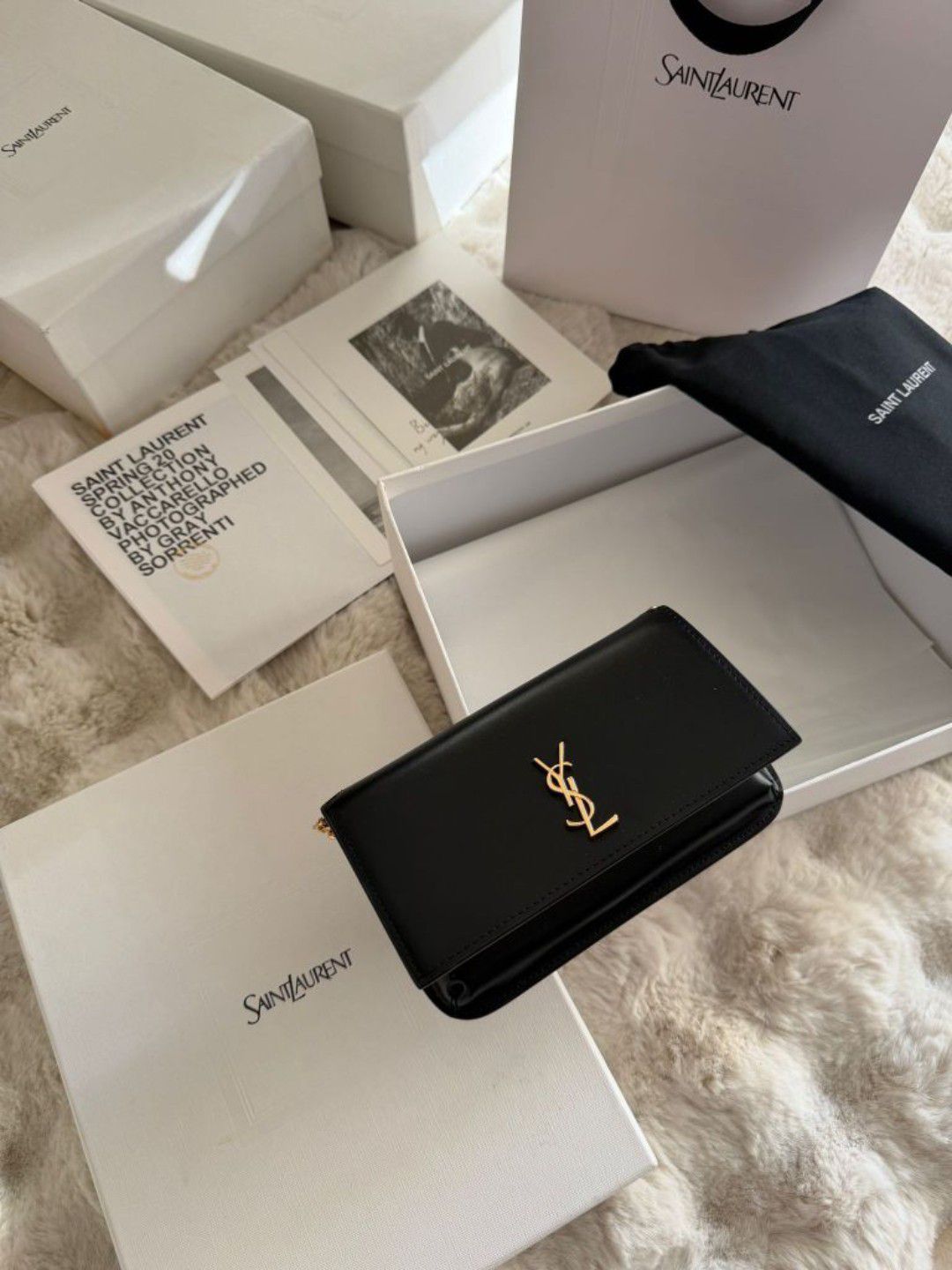 ysl phone bag — görsel 2/4