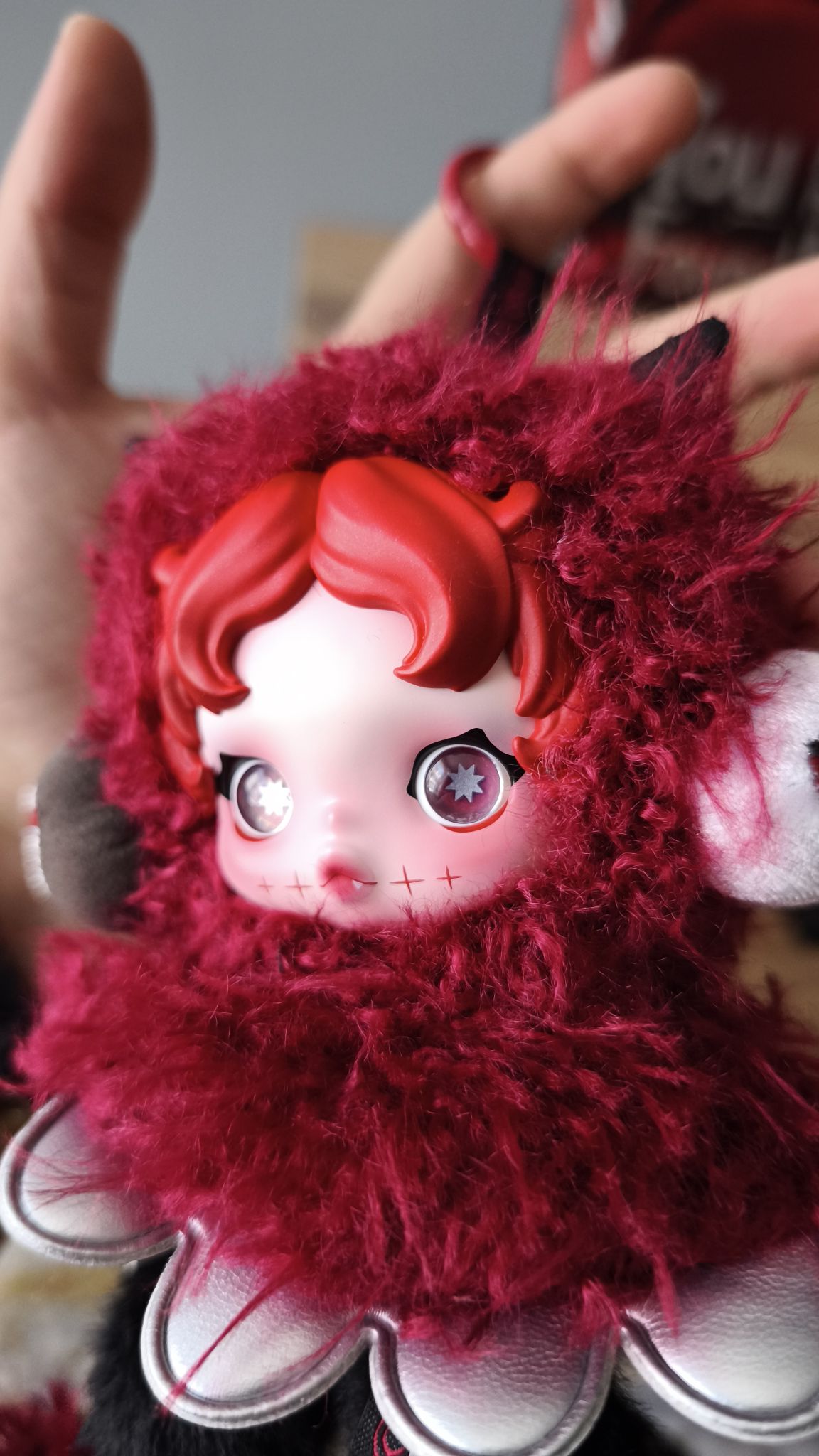 Pop Mart SKULLPANDA Chomp Orijinal — görsel 3/8