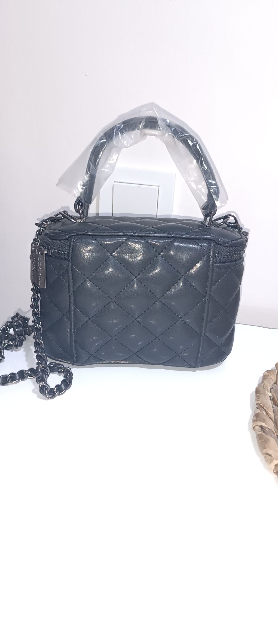 Chanel Siyah Deri Çanta — görsel 2/3