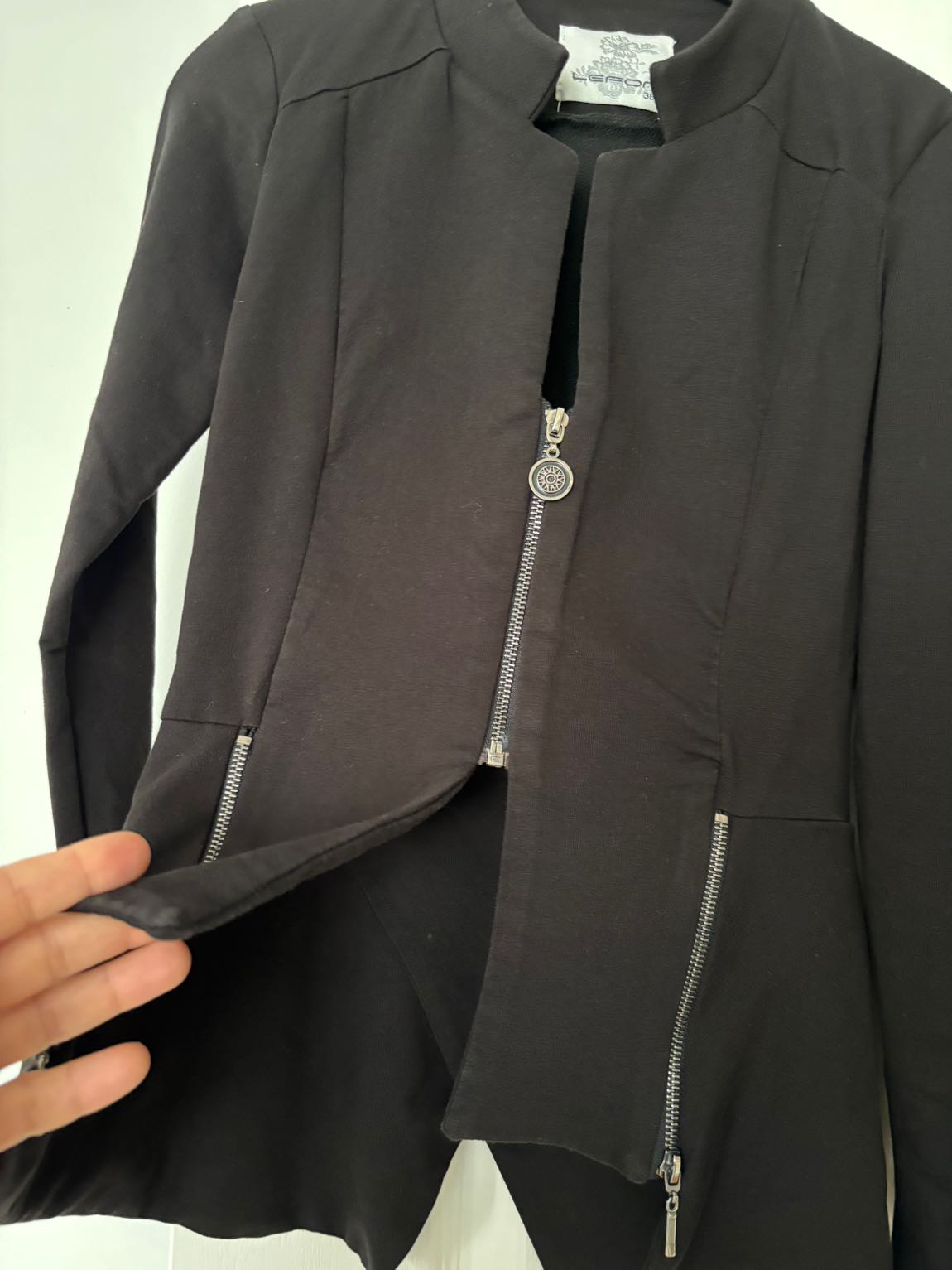 Siyah Blazer Ceket ve Dantel Etek Kombin — görsel 4/6