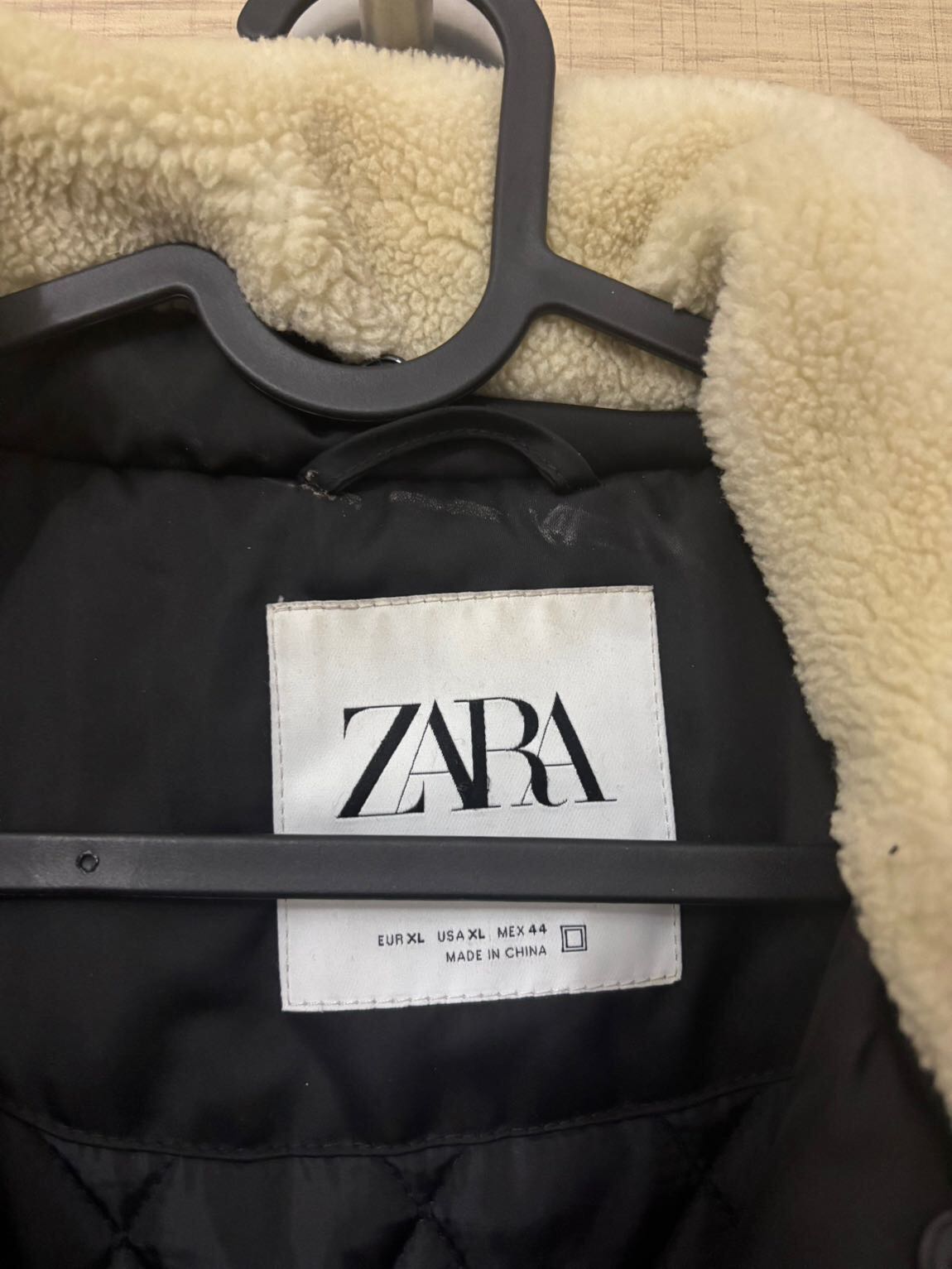 Zara unisex yakalı siyah ceket — görsel 3/5