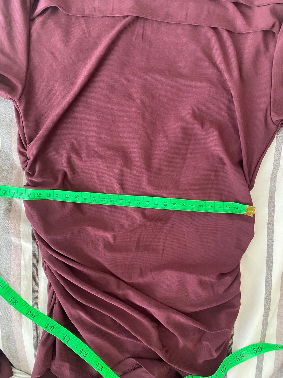 Bordo Büzgülü Uzun Kollu Tişört — görsel 4/5