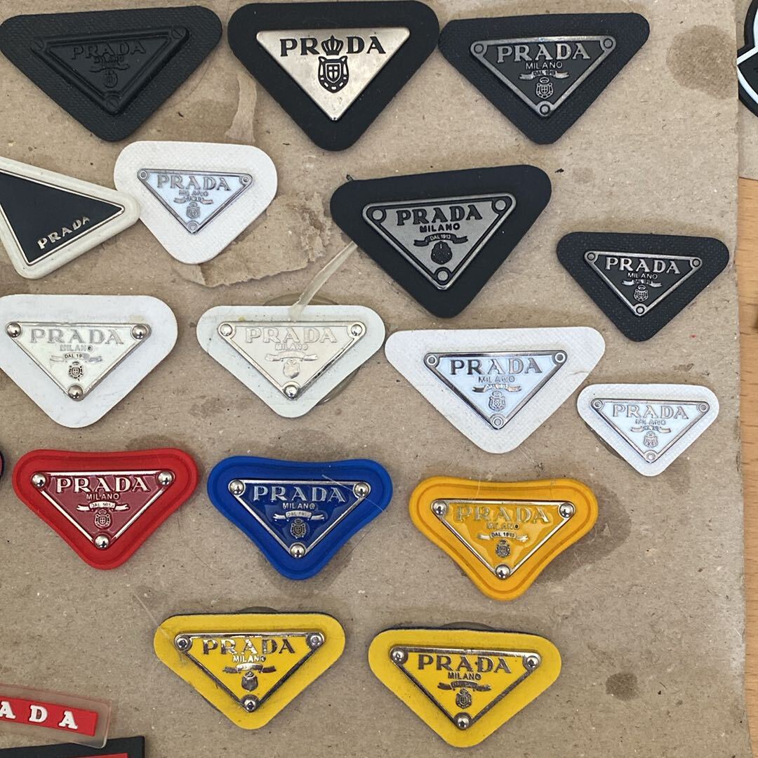 Prada Logo Arma — görsel 3/5