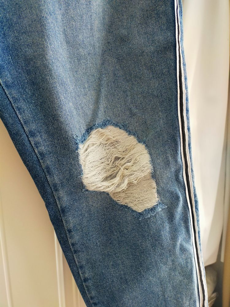 Yırtık Detaylı Kot Pantolon — görsel 5/6