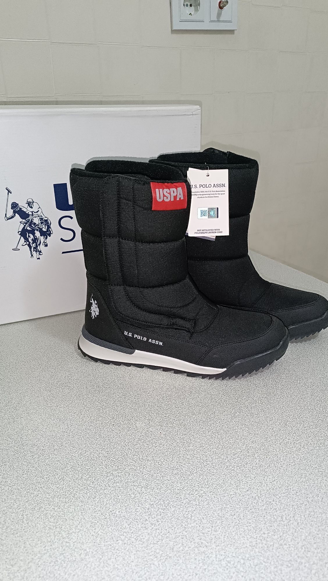 USPA Siyah Kar Botu — görsel 2/7