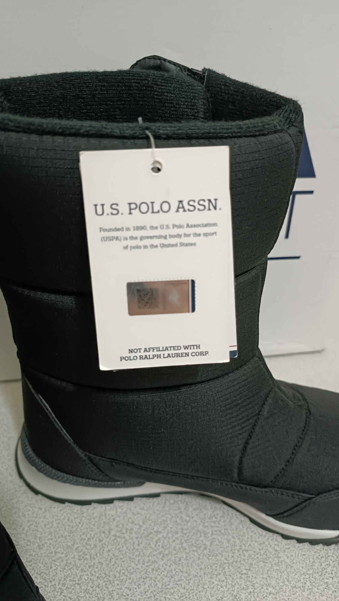 USPA Siyah Kar Botu — görsel 6/7