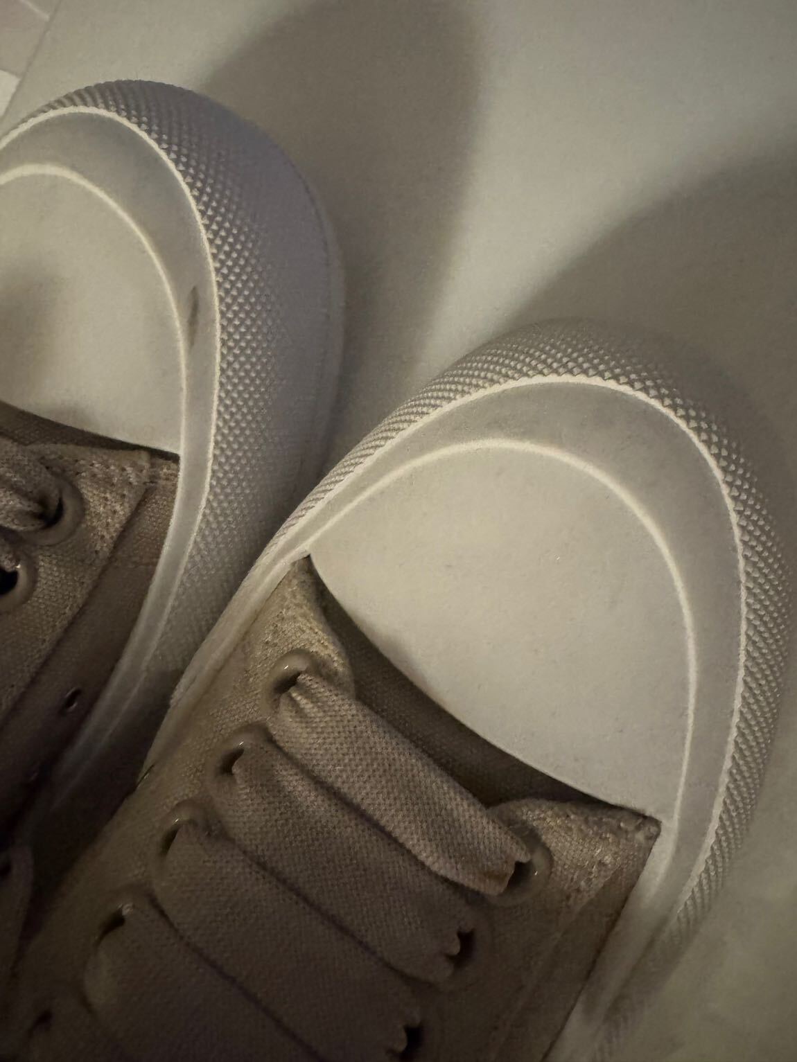Alexander McQueen Bej Sneaker — görsel 5/11