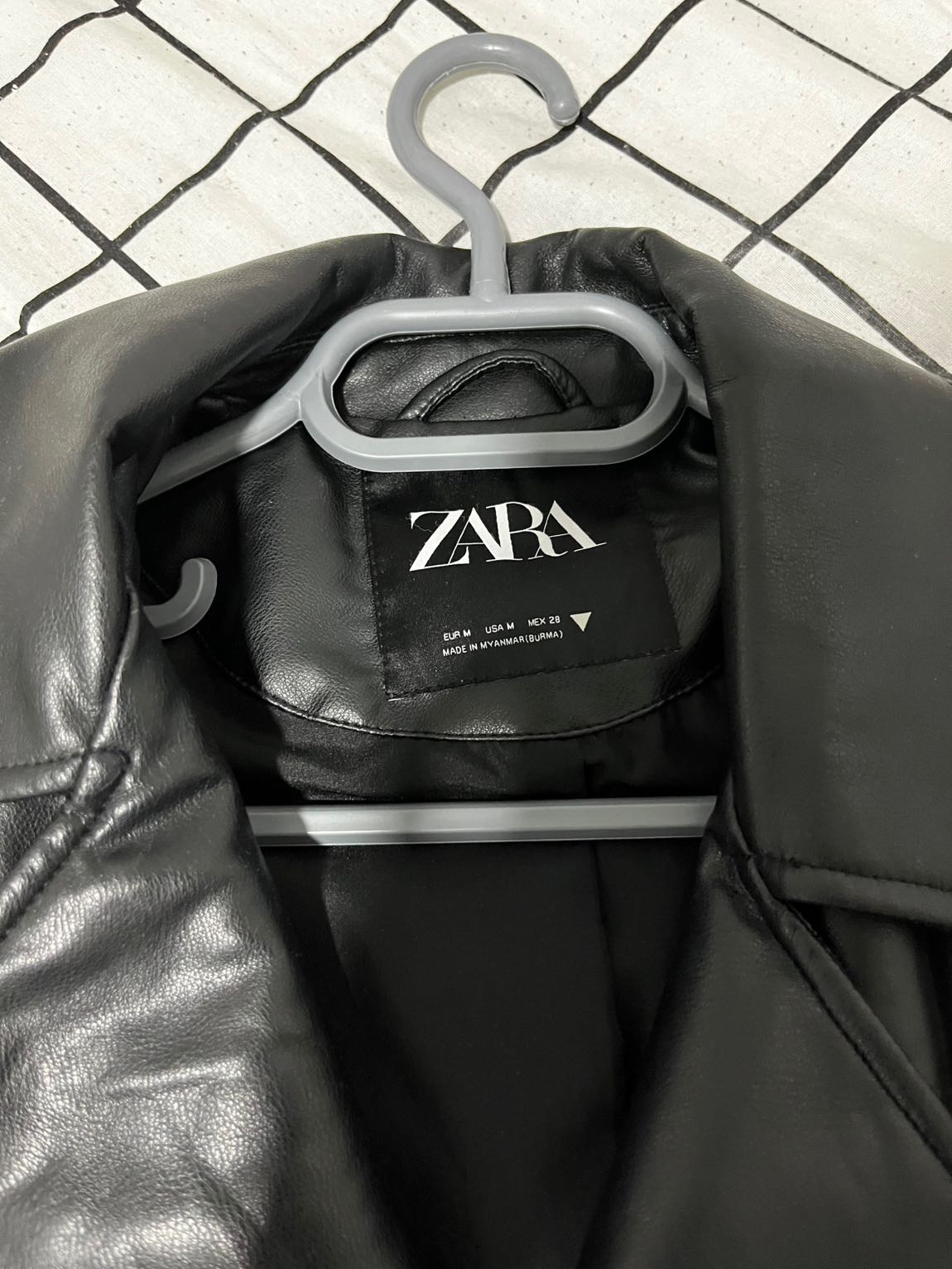 zara viral deri ceket — görsel 2/5
