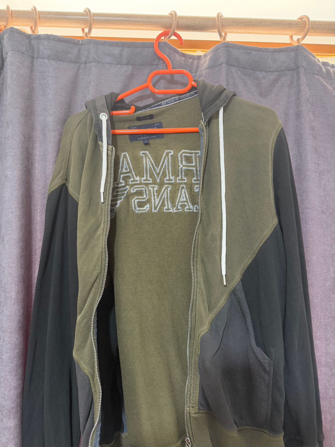 Armani Jeans Fermuarlı Sweatshirt — görsel 2/2