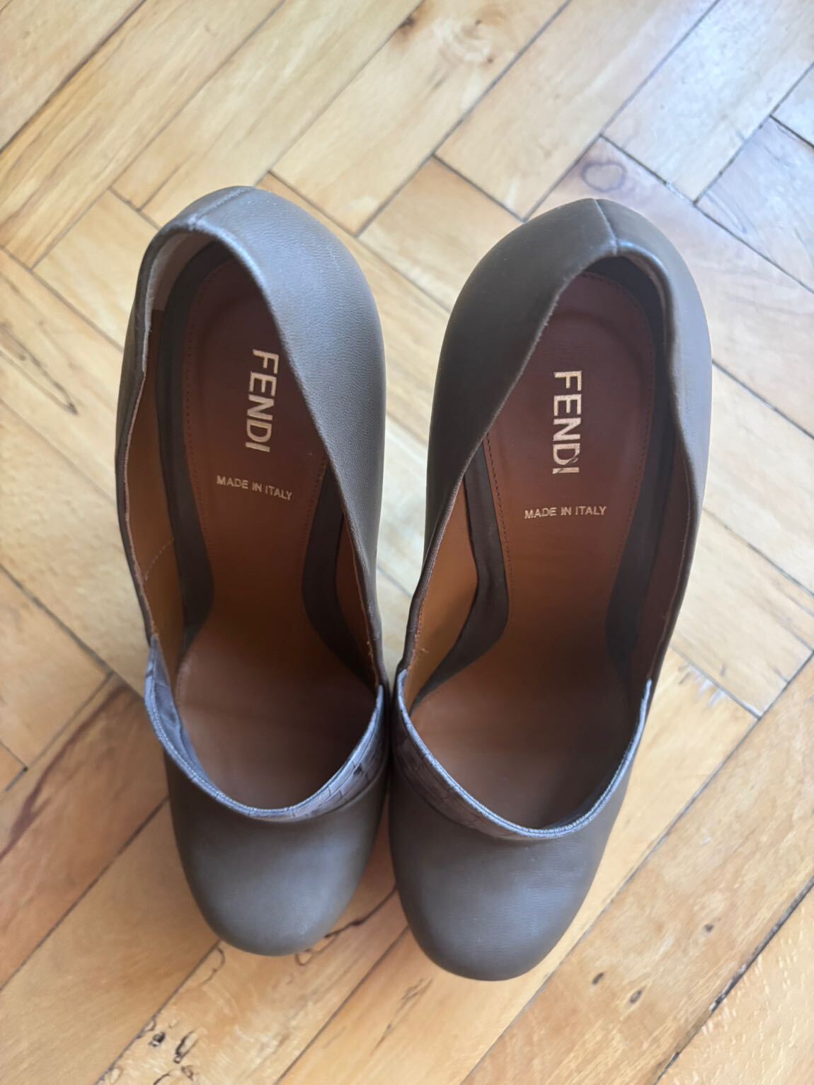 Fendi yüksek topuklu ayakkabı — görsel 4/8