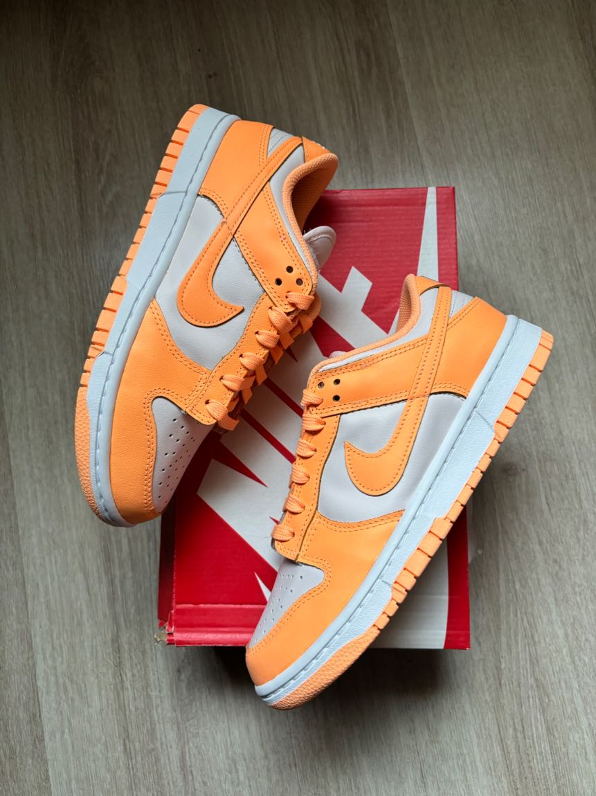 Dunk Low Peach Cream — görsel 2/4
