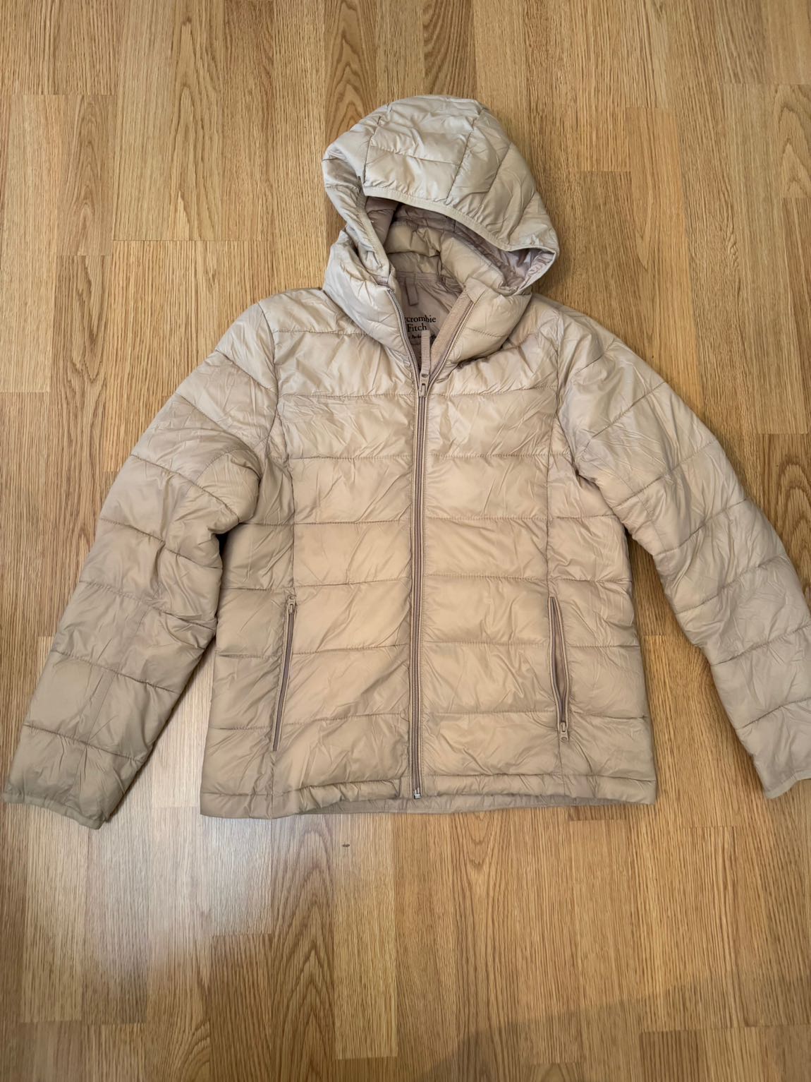 Abercrombie Kapüşonlu Fermuarlı Mont — görsel 3/8