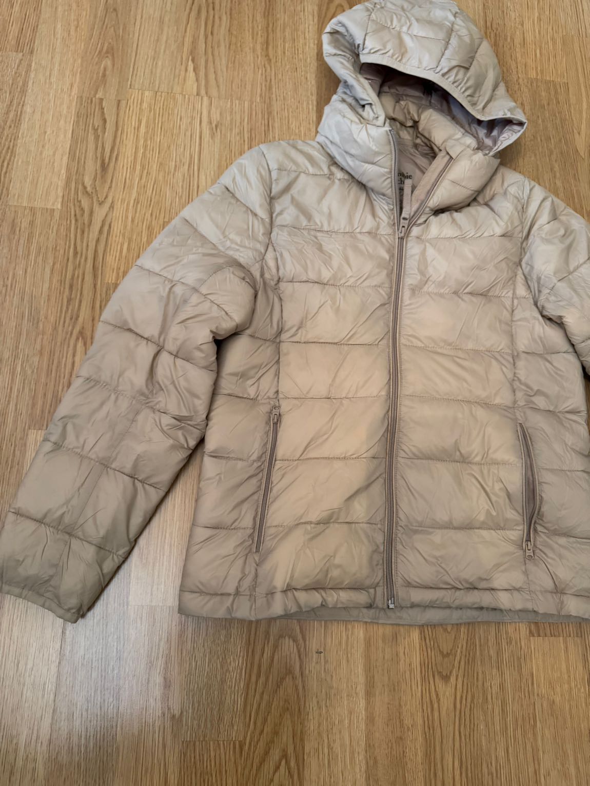 Abercrombie Kapüşonlu Fermuarlı Mont — görsel 5/8