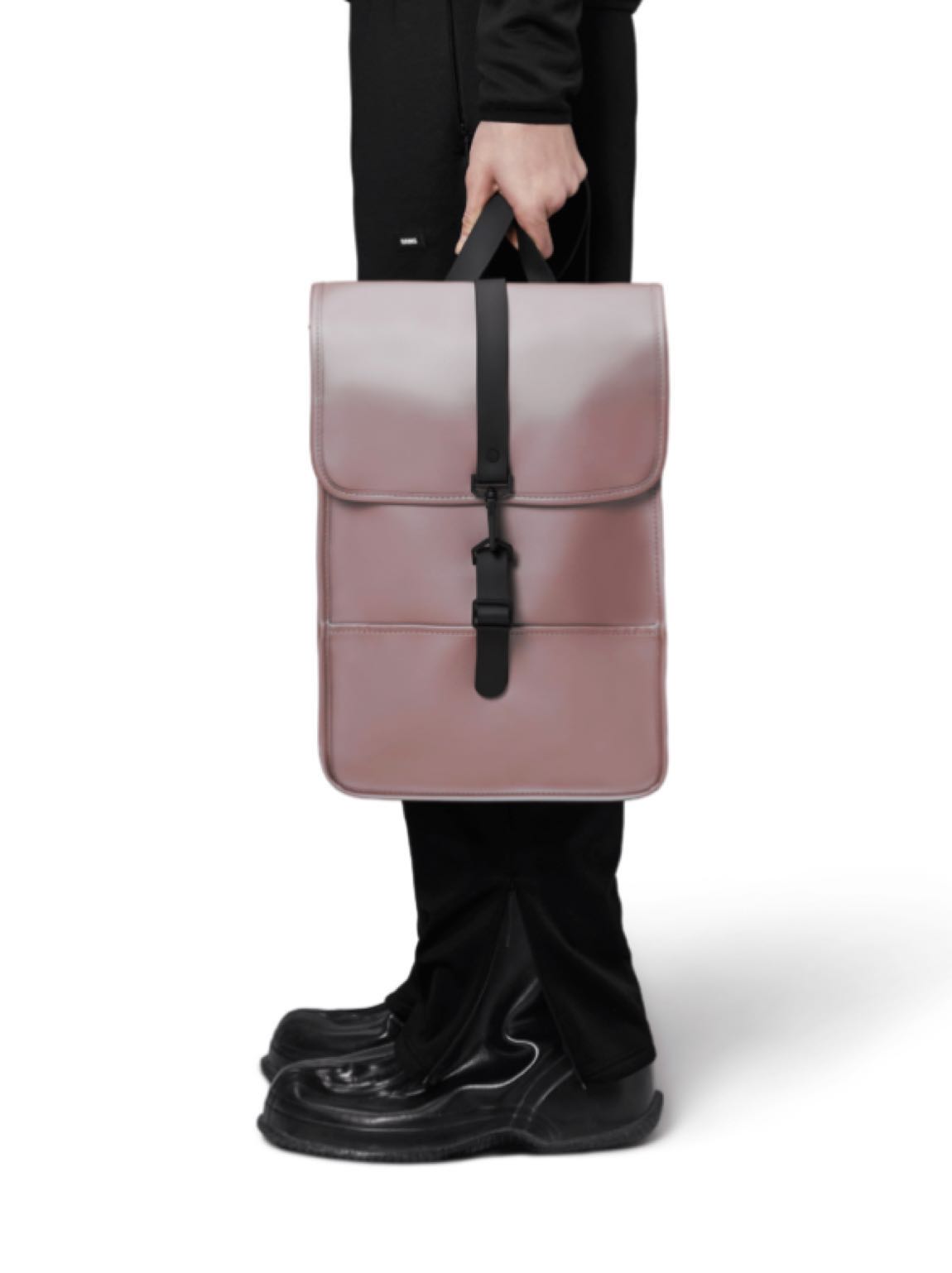 Rains Pembe Mini muse sırt çantası — görsel 2/4