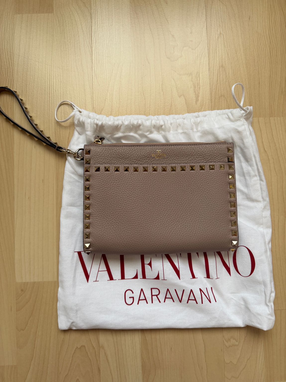 Valentino Garavani orijinal pudra clutch — görsel 6/6