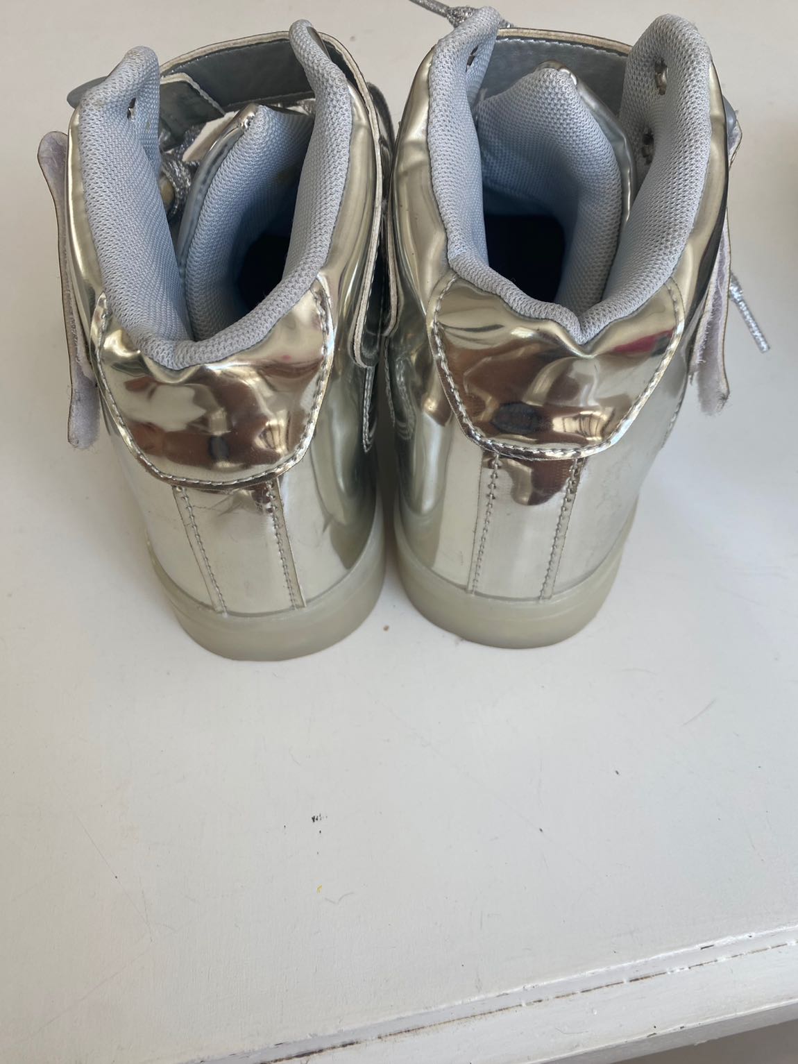 Gümüş Yüksek Bilekli Sneaker — görsel 3/3