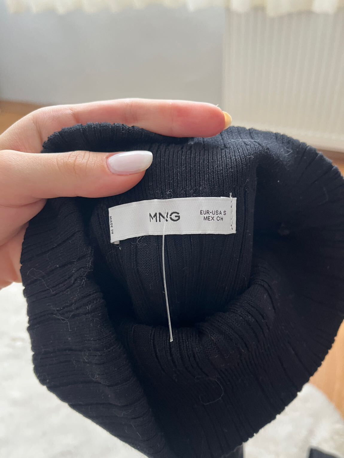 Mango Siyah Fitilli Straplez Bluz — görsel 3/3