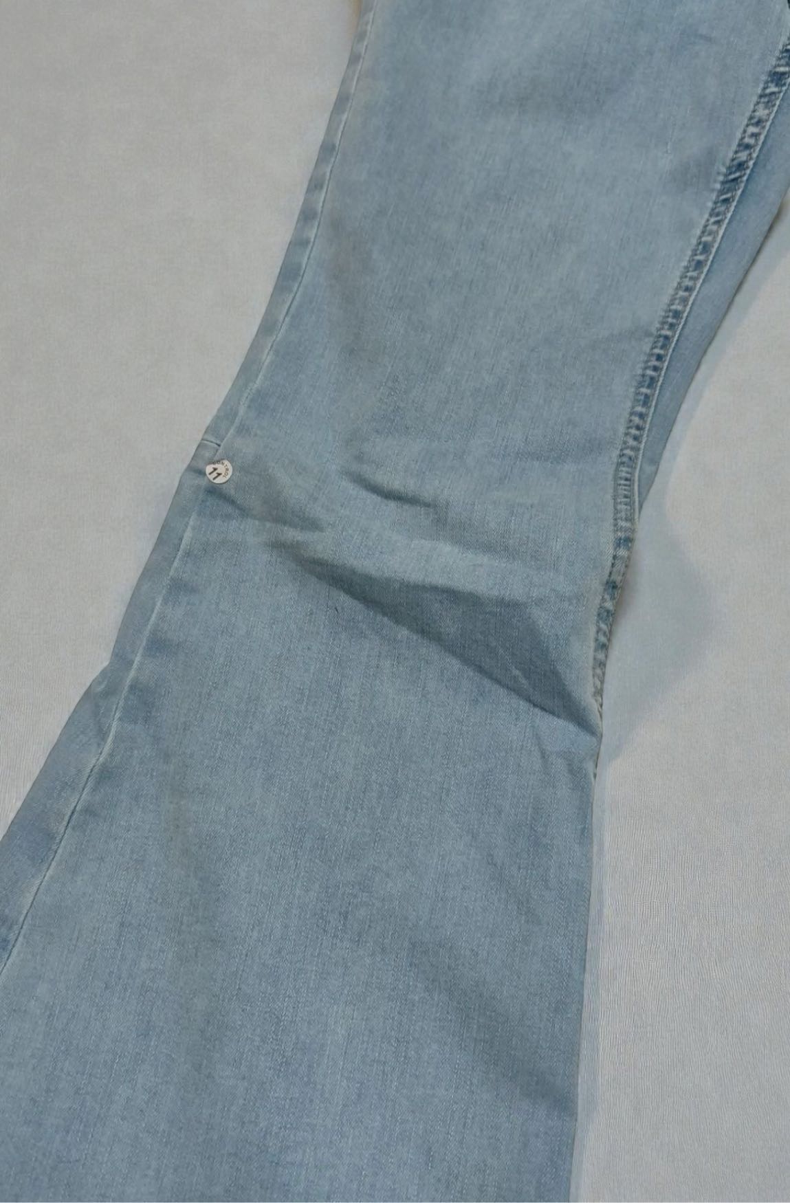 Free People Penny PullOn Flare Tayt Jean — görsel 7/8